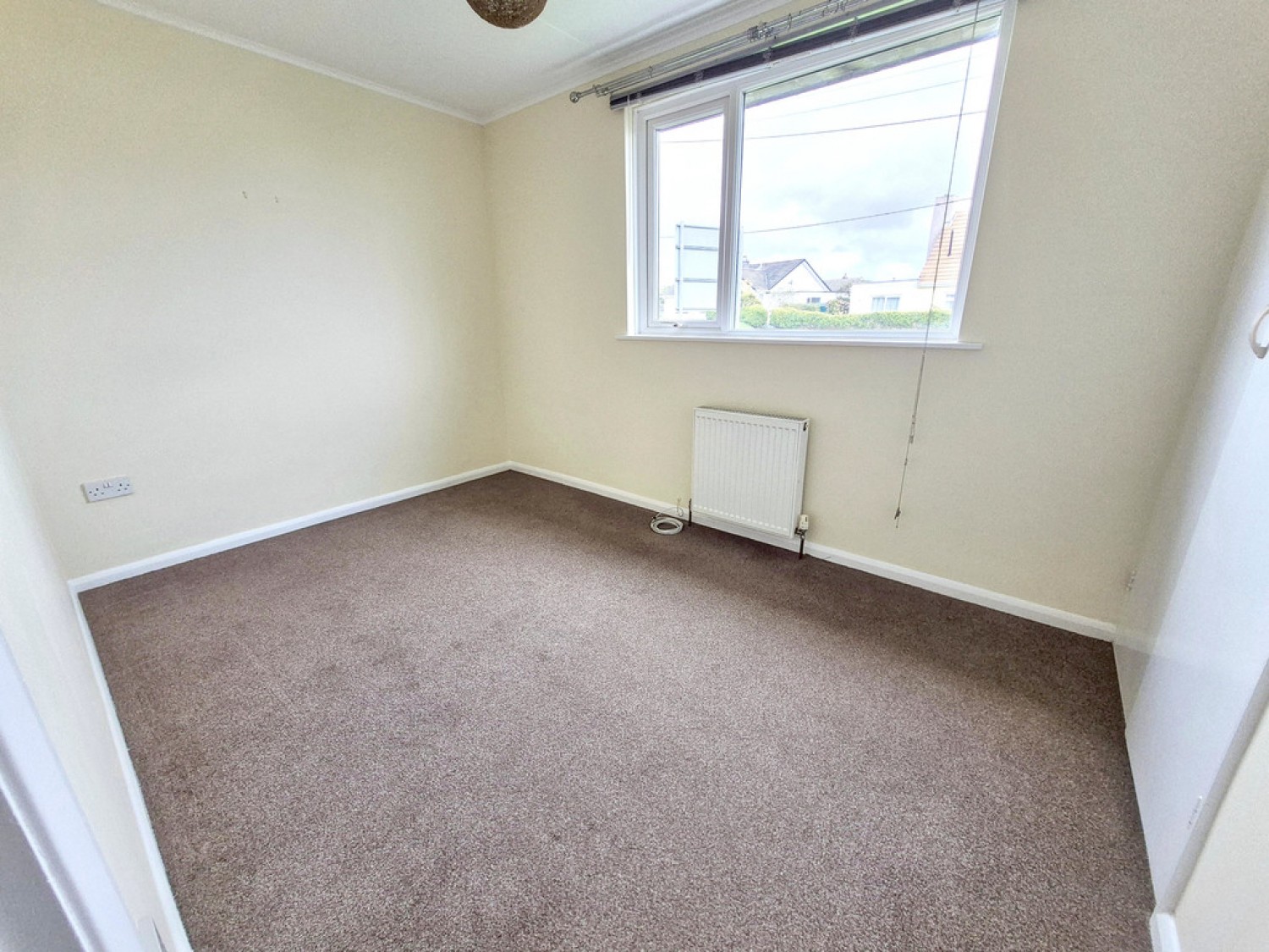 2 bedroom Bungalow for Sale Turnpike, Helston, Cornwall
