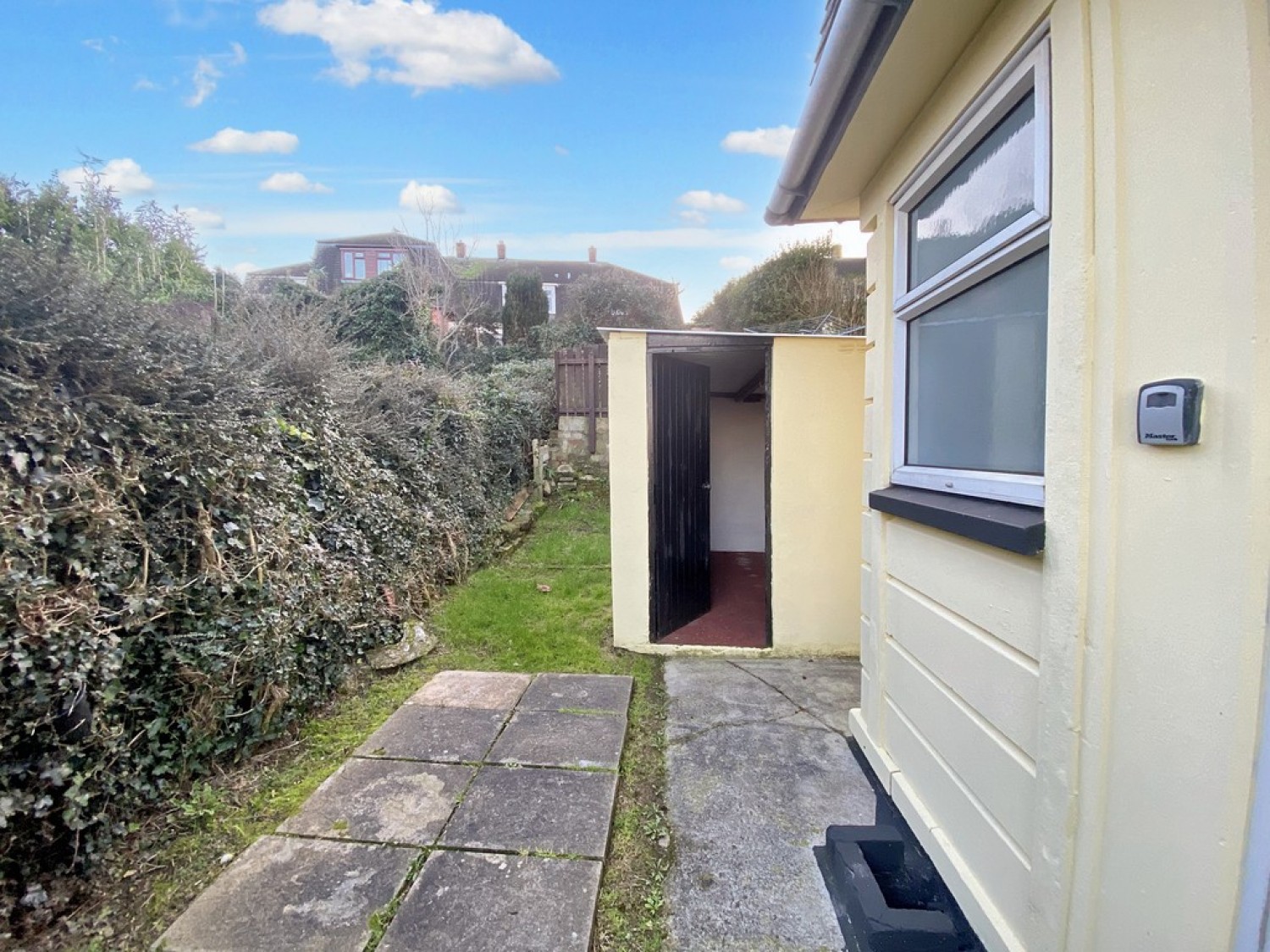 3 bedroom House for Sale Oakfield Road