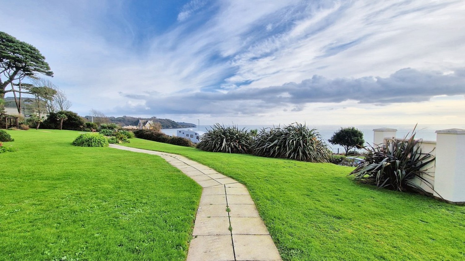 Cliff Road, Falmouth
