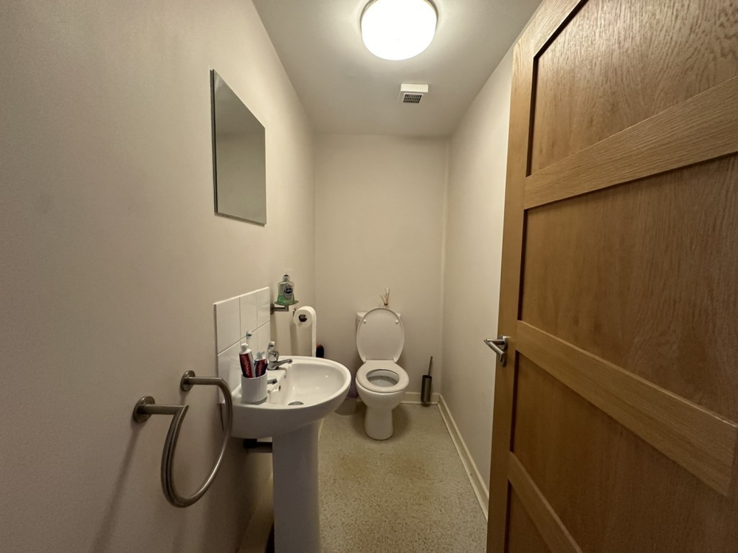 4 bedroom House of Multiple Occupation in Market Street, Falmouth