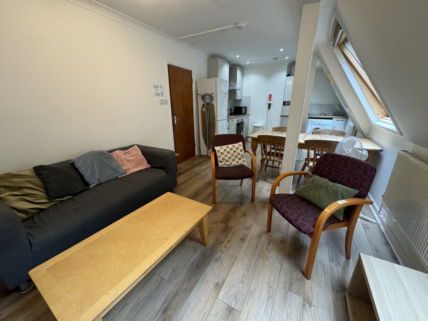 4 bedroom Flat in Killigrew St, Falmouth