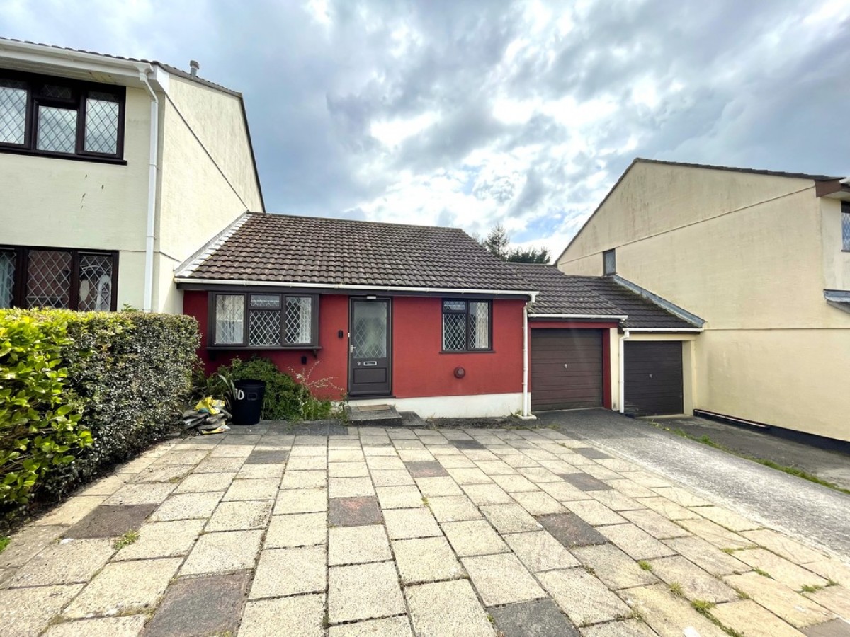 Daveys Close, Falmouth