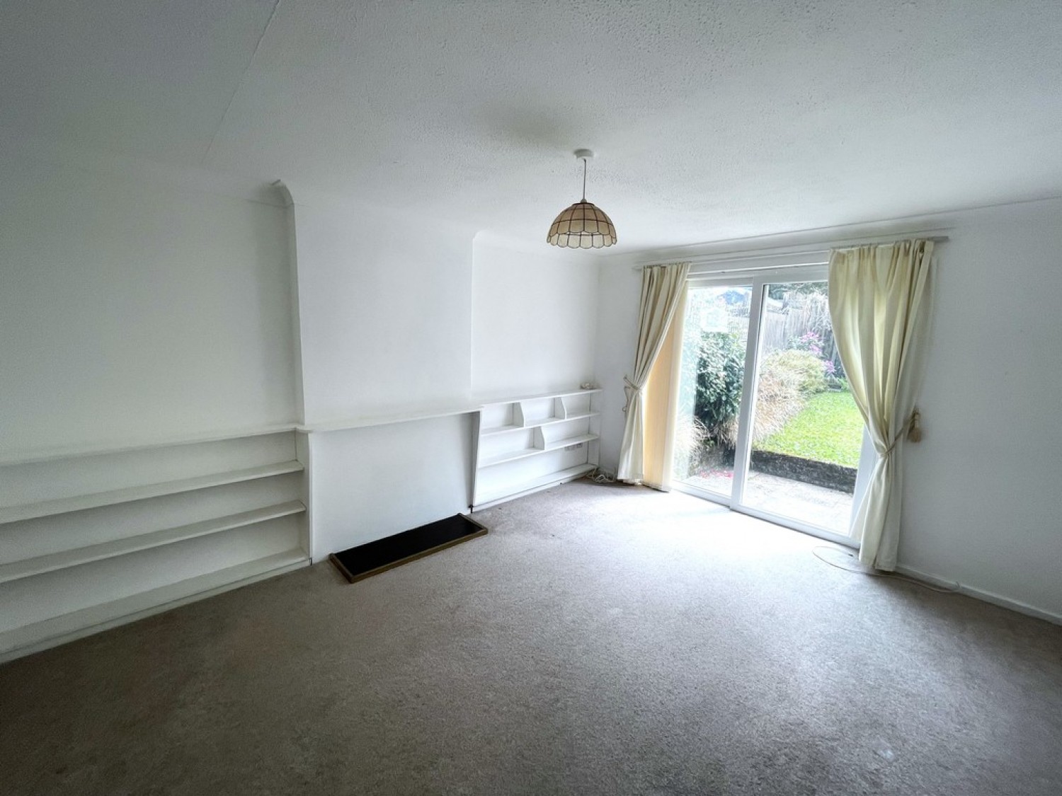 Daveys Close, Falmouth