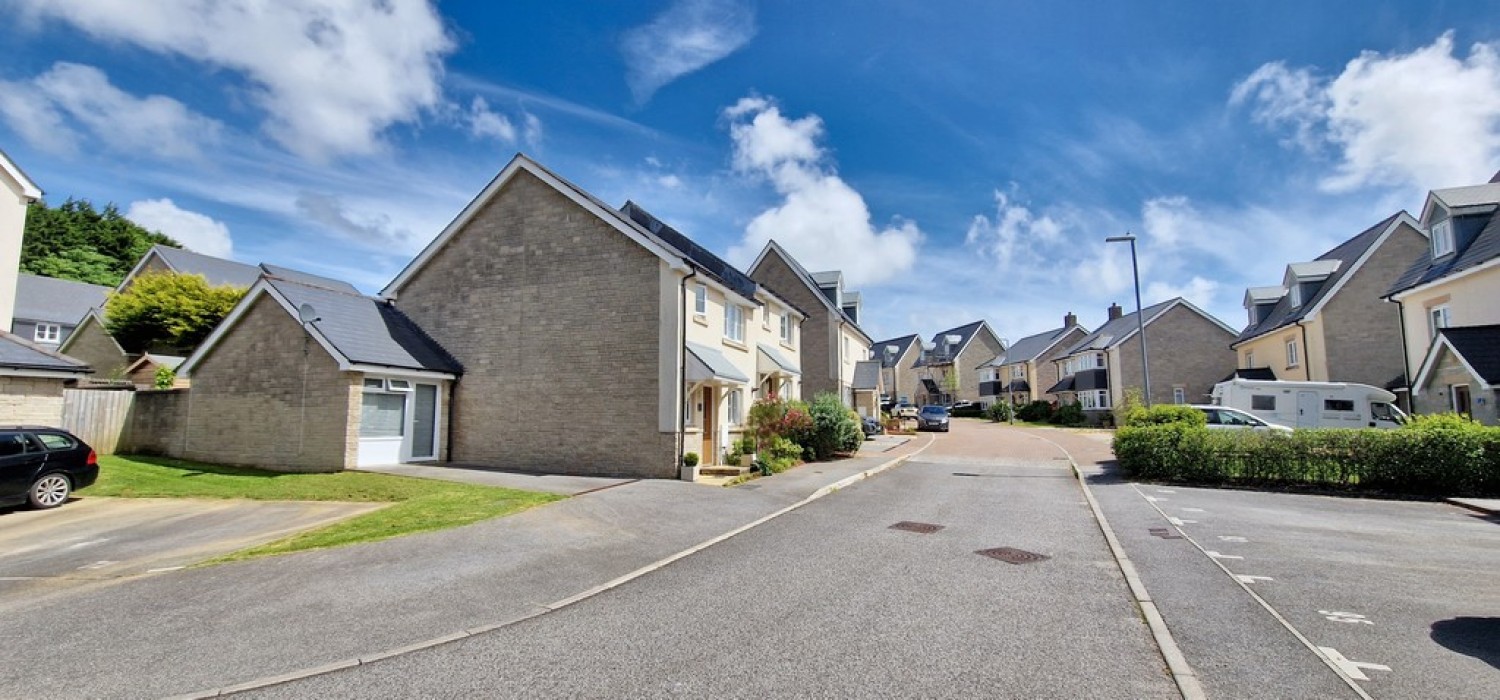 Trelowen Drive