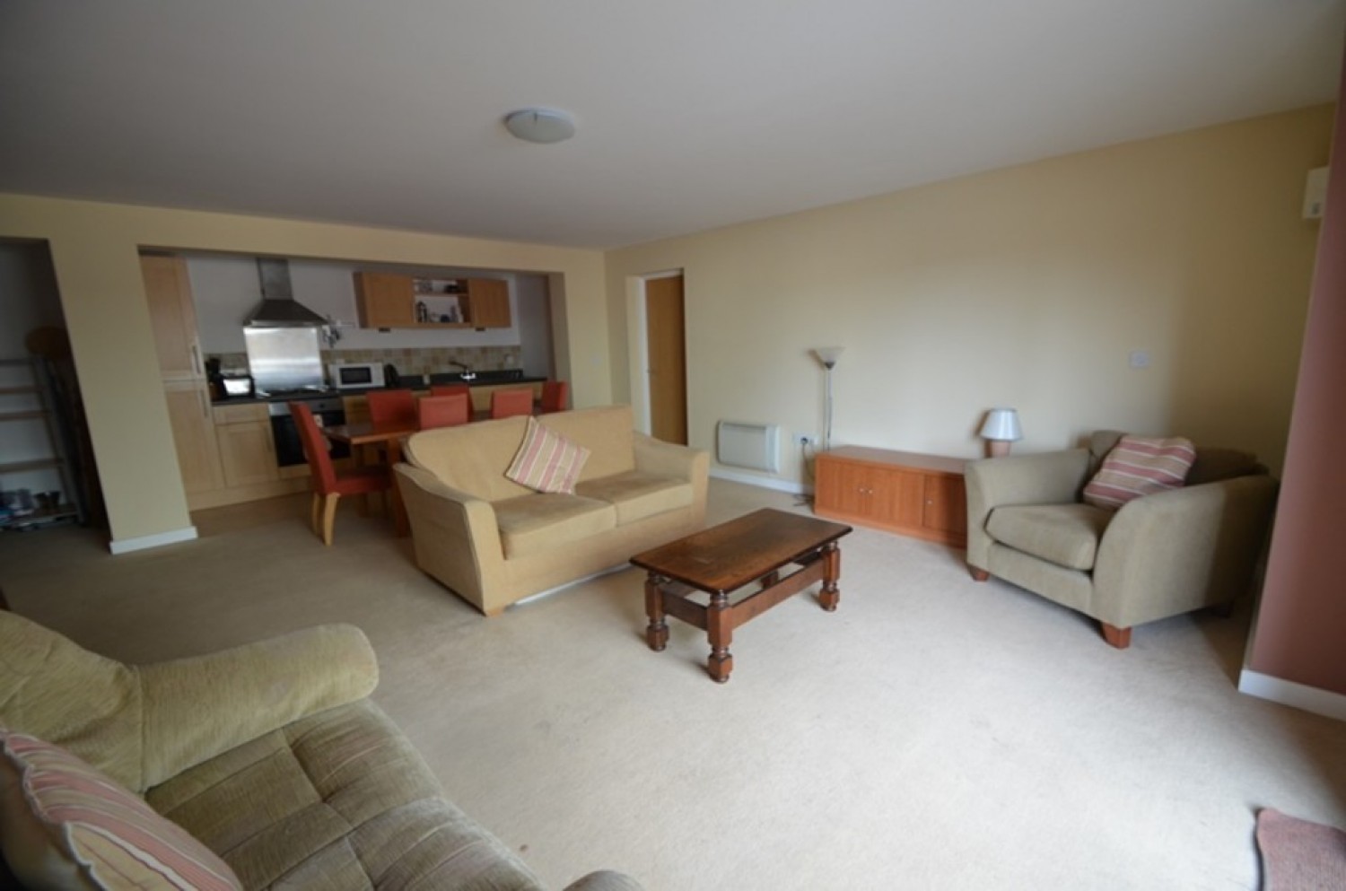 2 bedroom Flat for Sale Wyndham House, College Hill