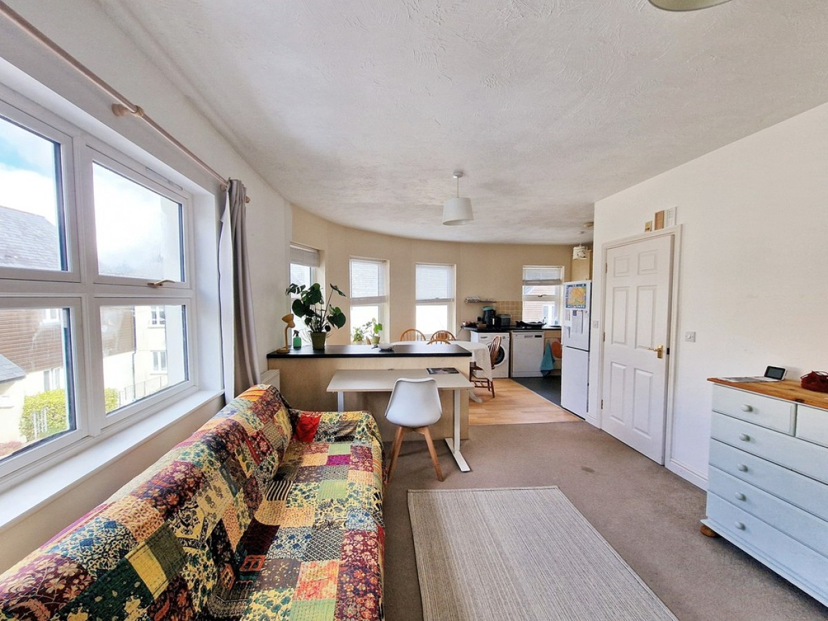 Calver Close, Penryn