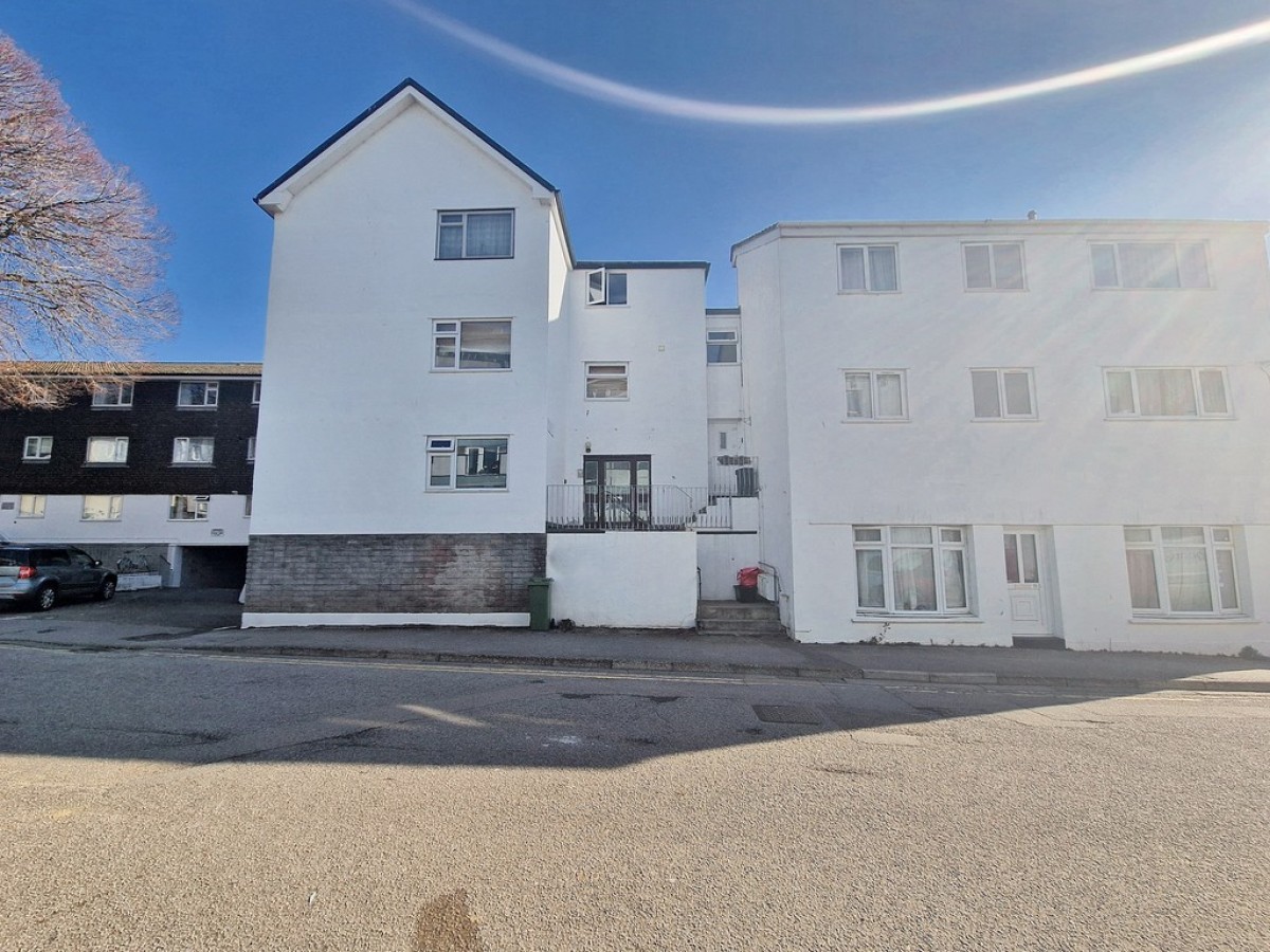 Harbour Court