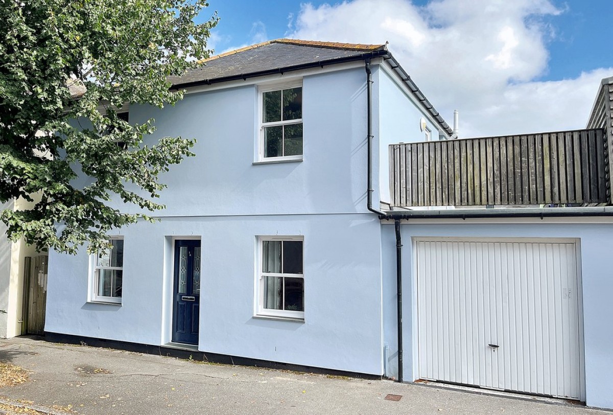 Clifton Place, Falmouth