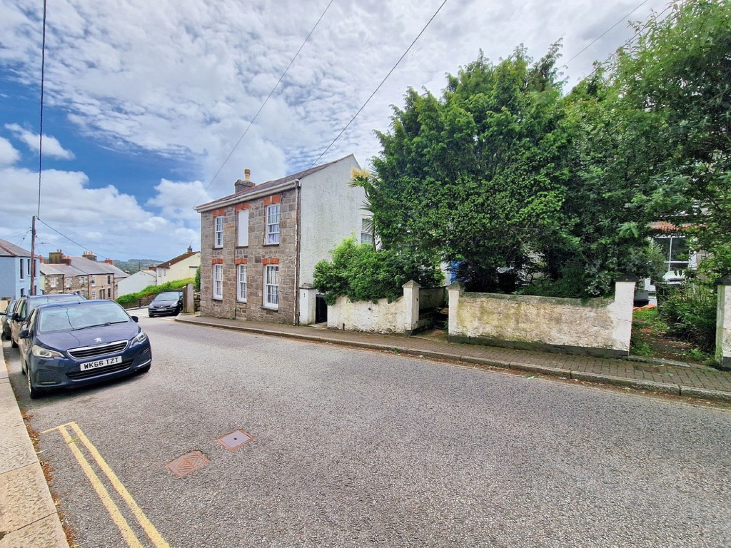 Garland Place