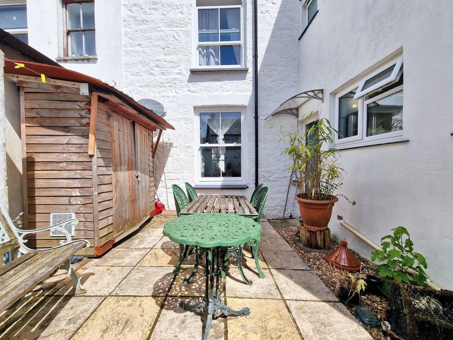 Garland Place