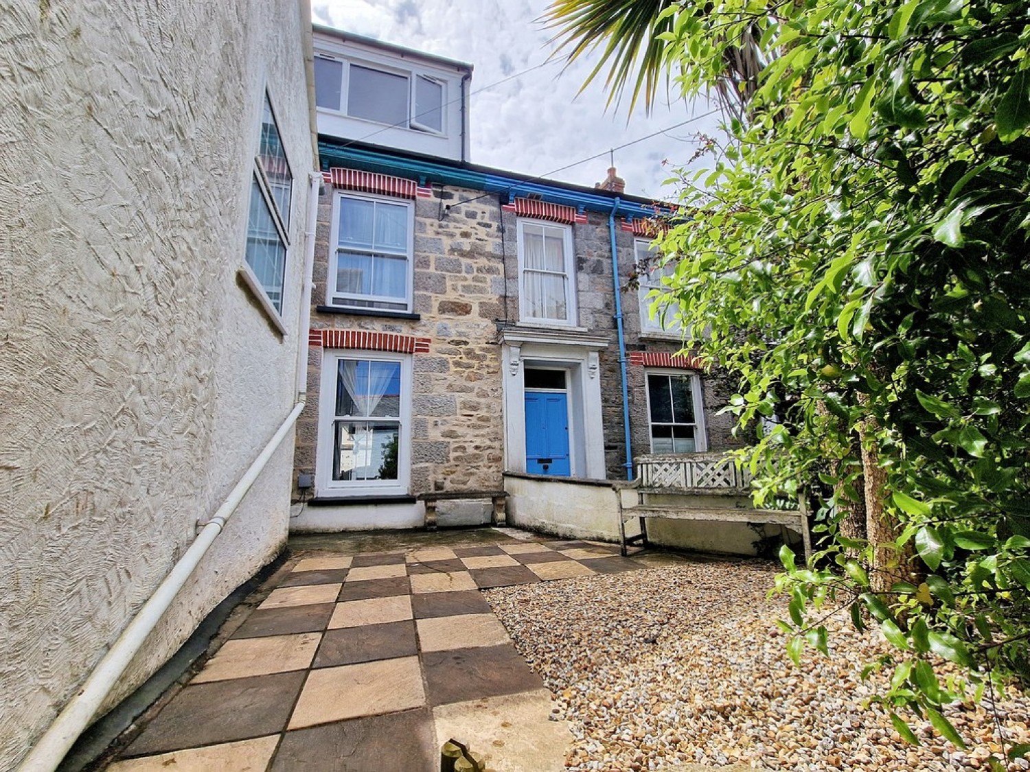 Garland Place