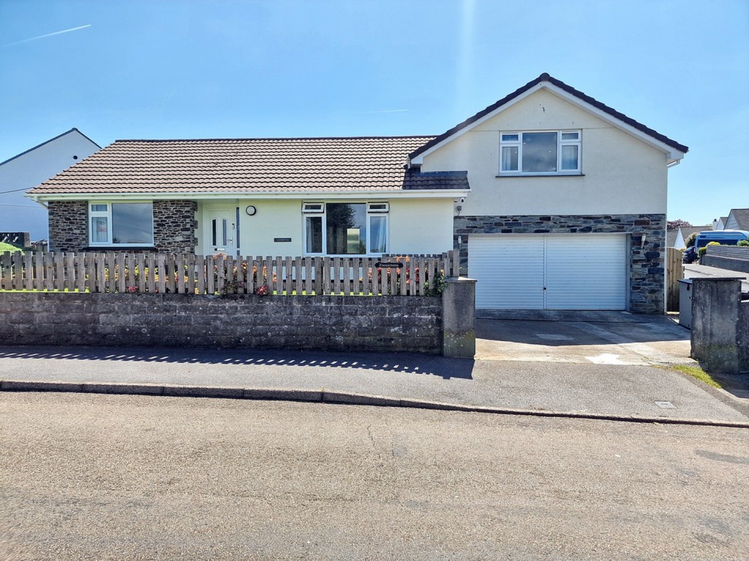 Crellow Lane, Stithians