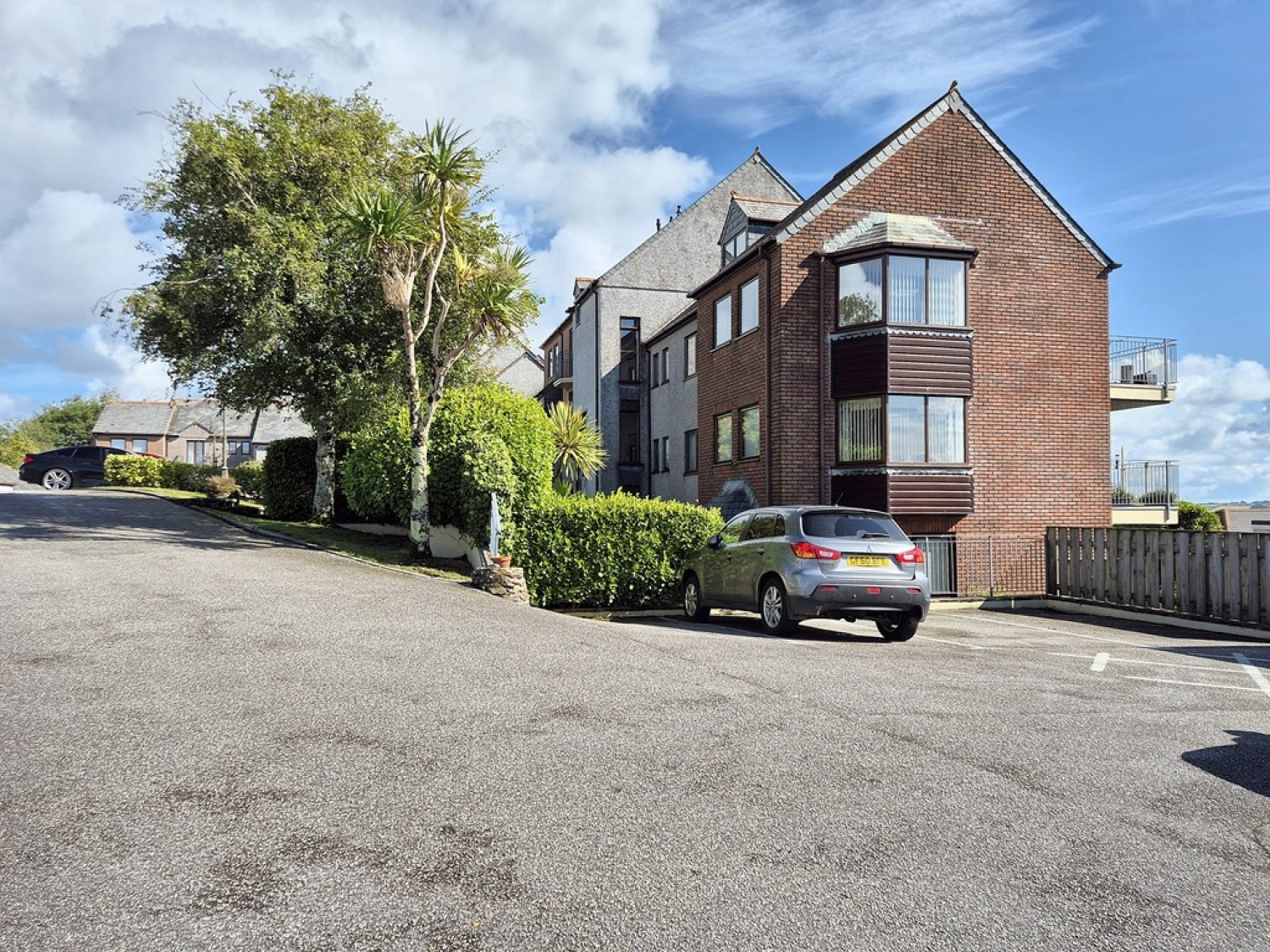 3 bedroom Flat for Sale Trevethan Court