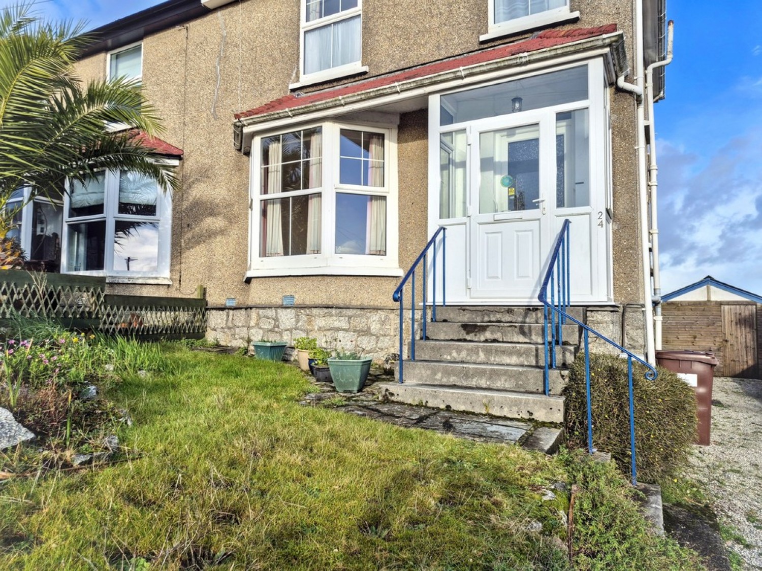 3 bedroom House in Highfield Road