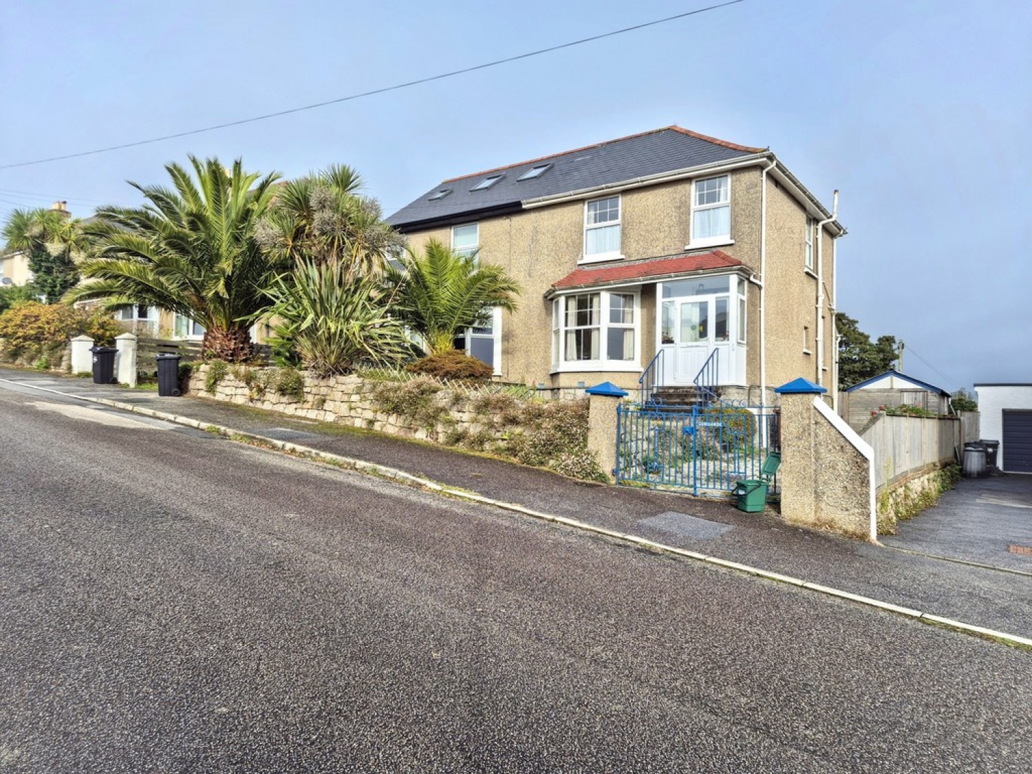 3 bedroom House in Highfield Road