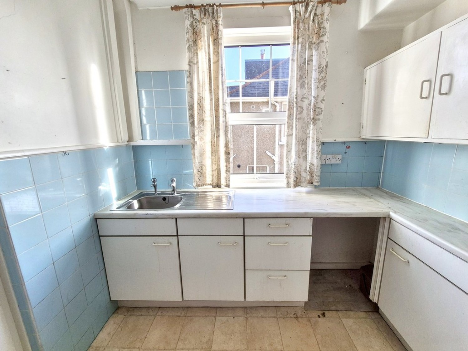 3 bedroom House in Highfield Road