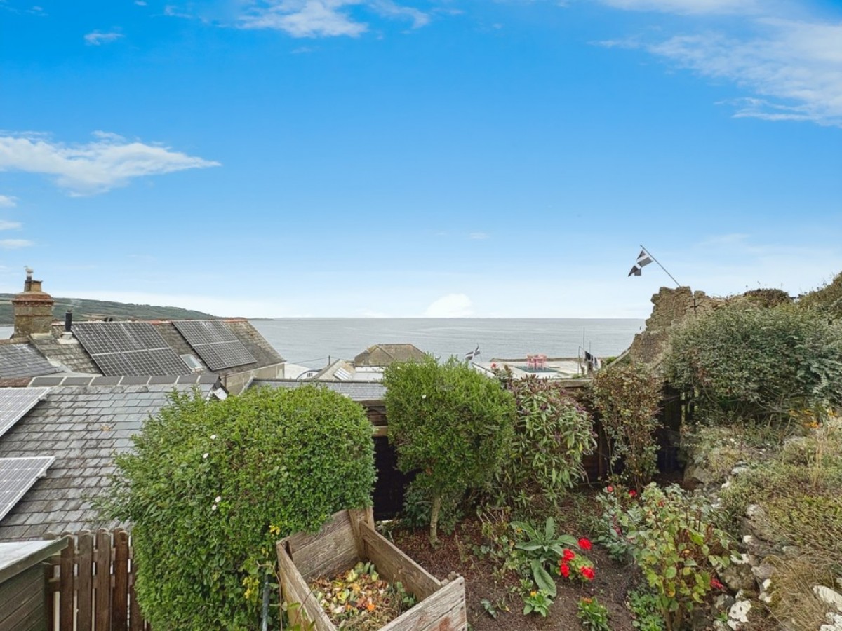 Sunny Corner, Coverack