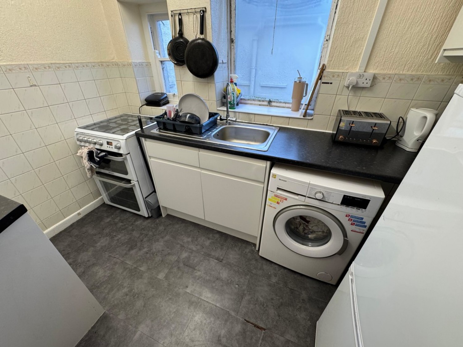 4 bedroom Flat for Letting Western Terrace, Falmouth