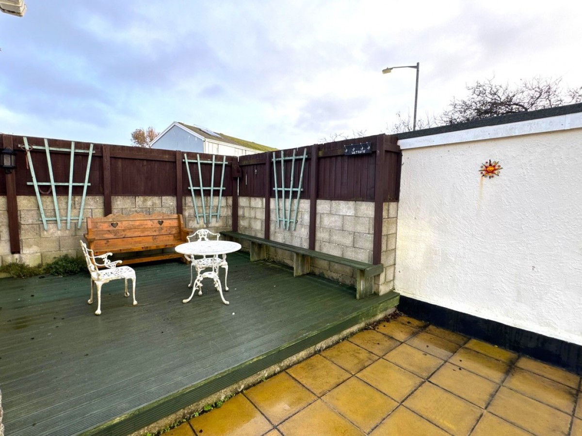 Trembel Road, Mullion