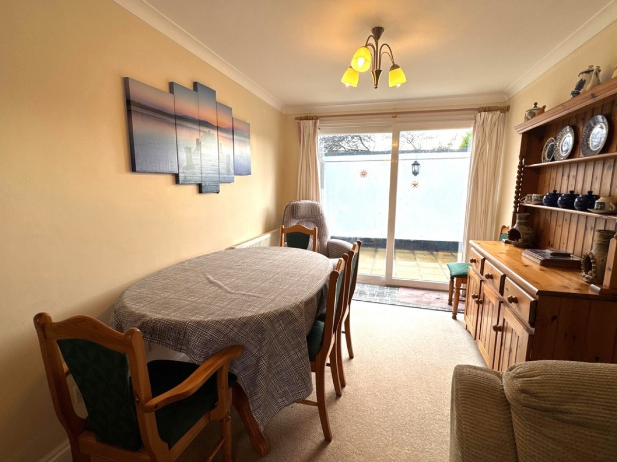 Trembel Road, Mullion