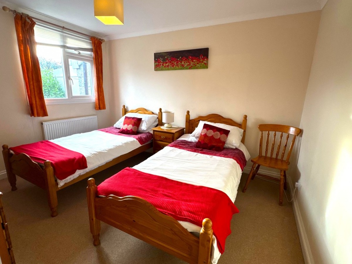 Trembel Road, Mullion