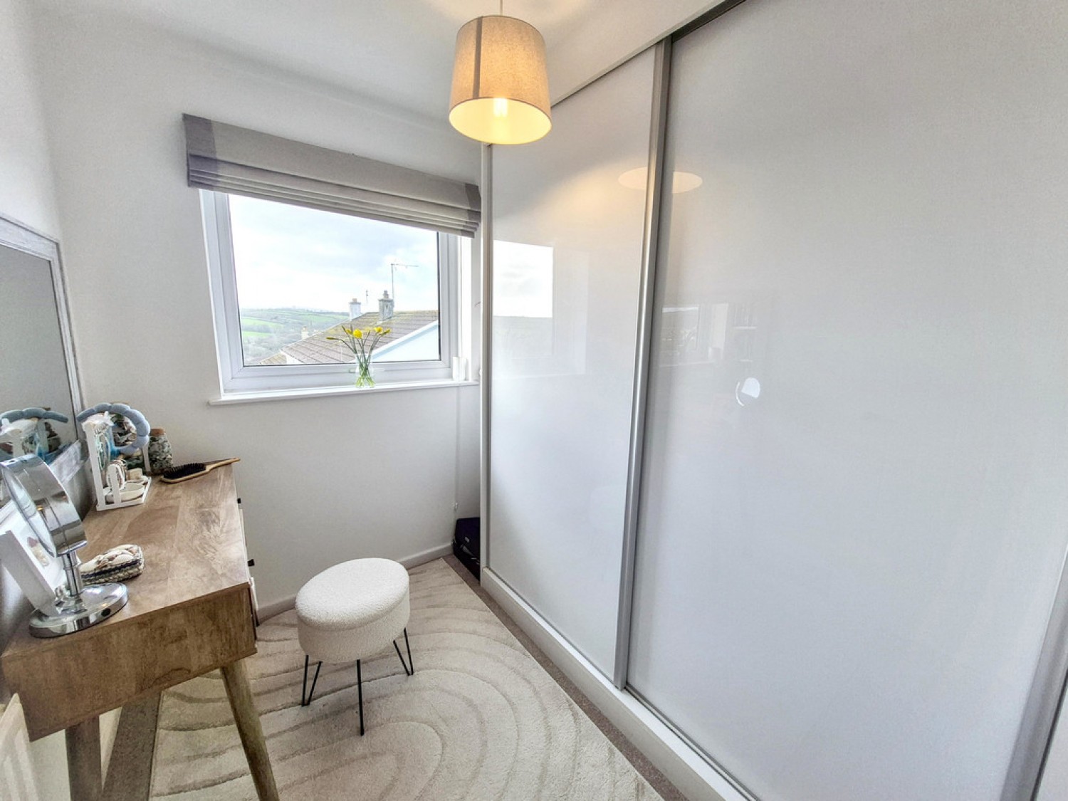 3 bedroom House for Sale Trenance Close