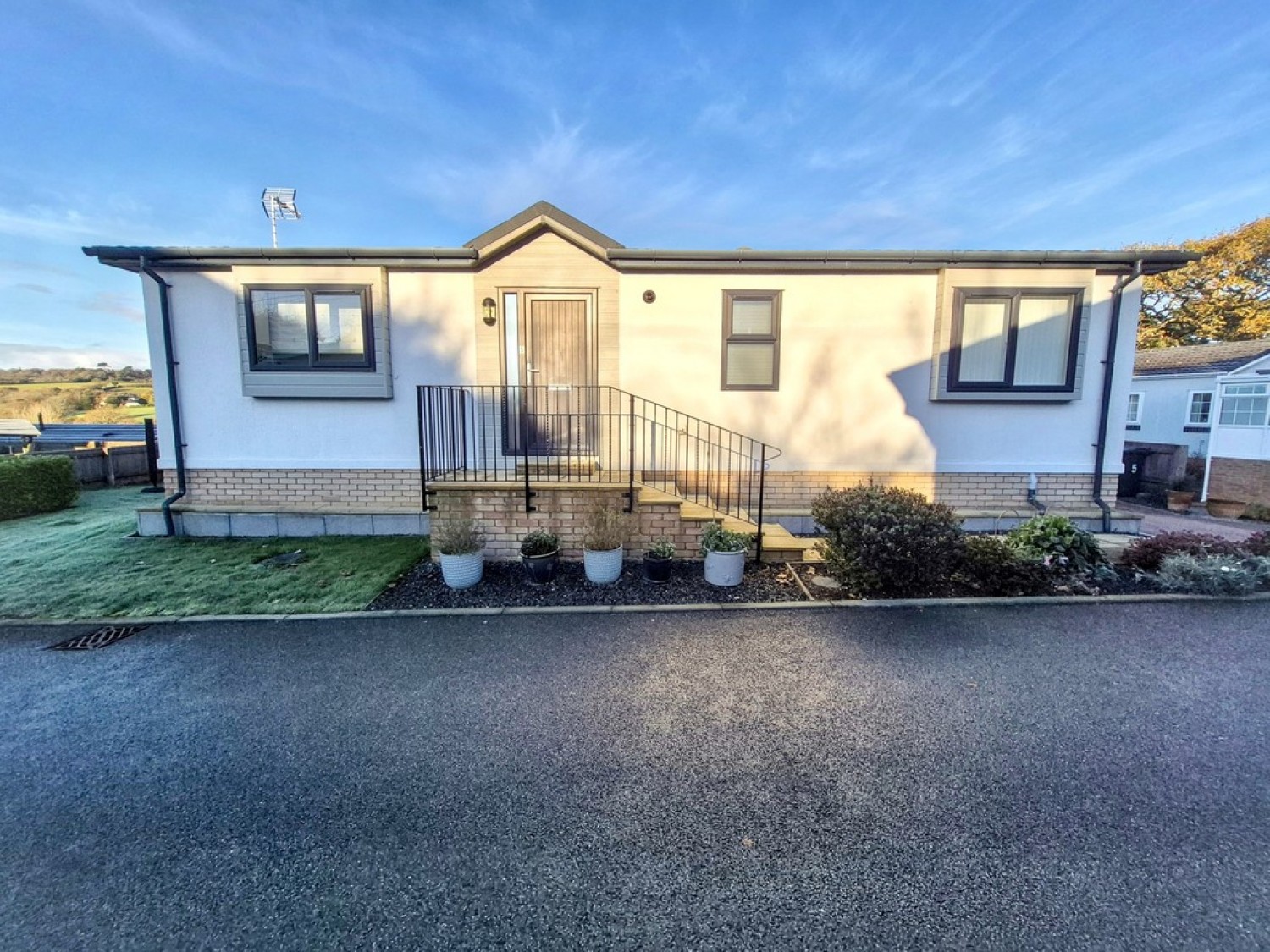 2 bedroom House for Sale Goldenbank