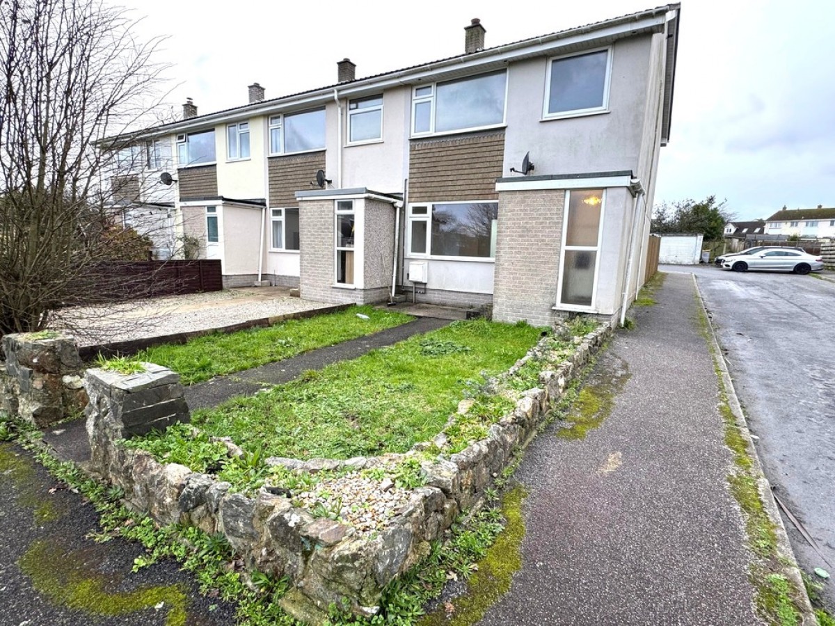 Manor Close, Helston, Cornwall