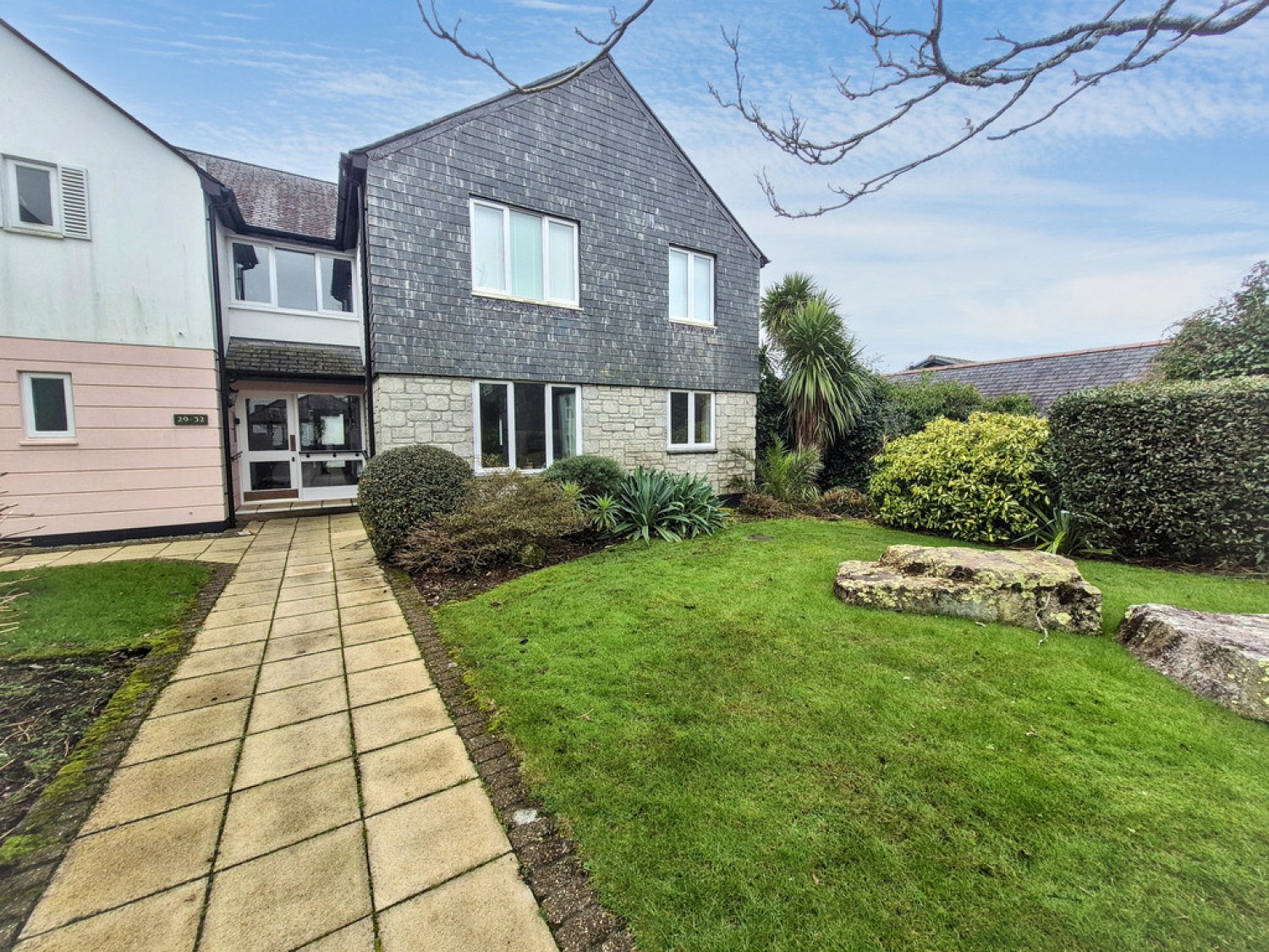 2 bedroom Flat in Tregenna Court, Port Pendennis