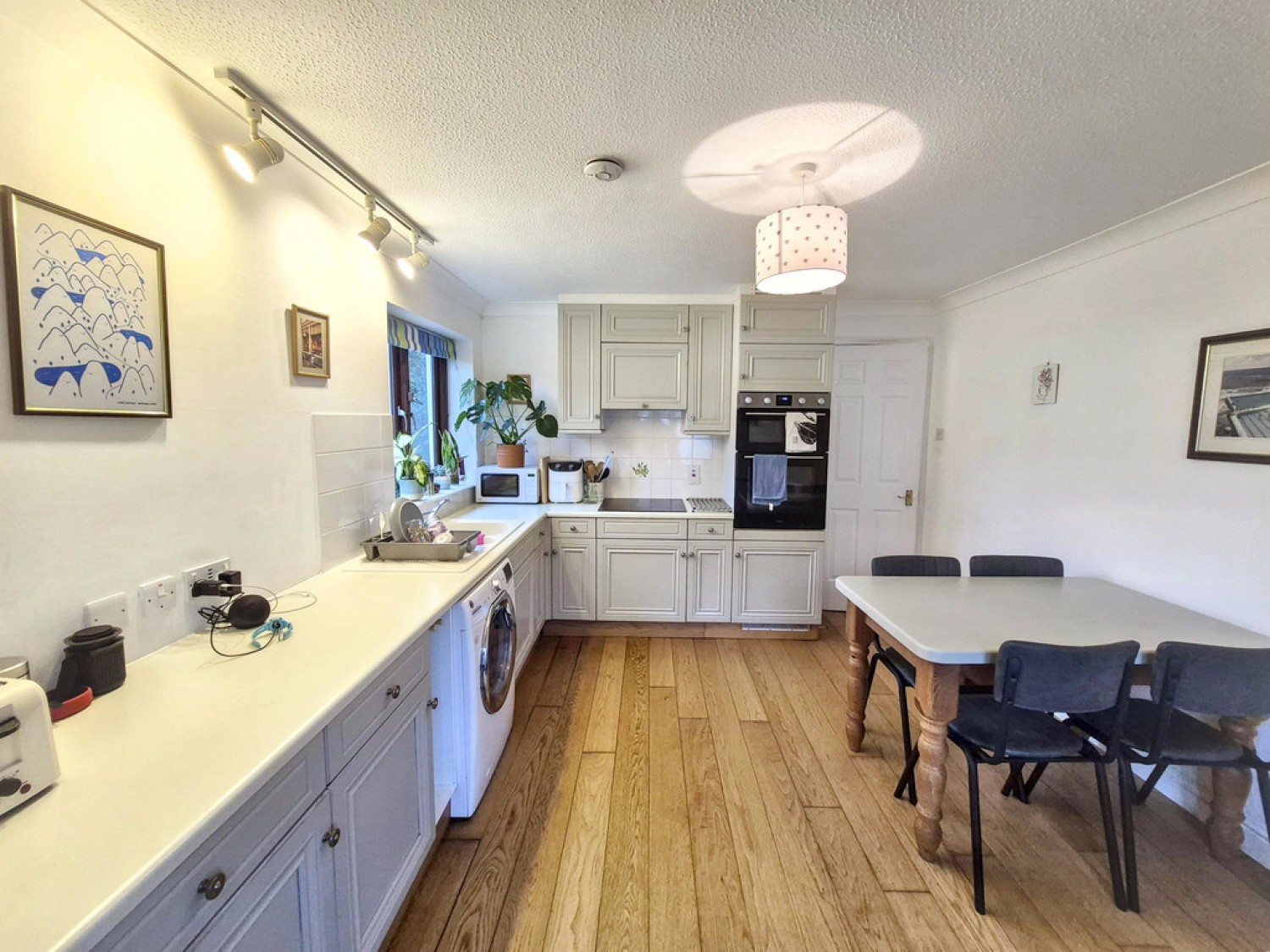 2 bedroom Flat in Tregenna Court, Port Pendennis