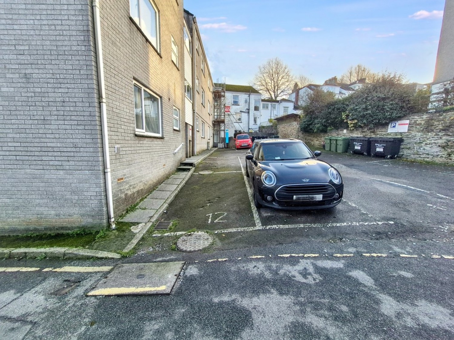 1 bedroom Flat in Brook Court