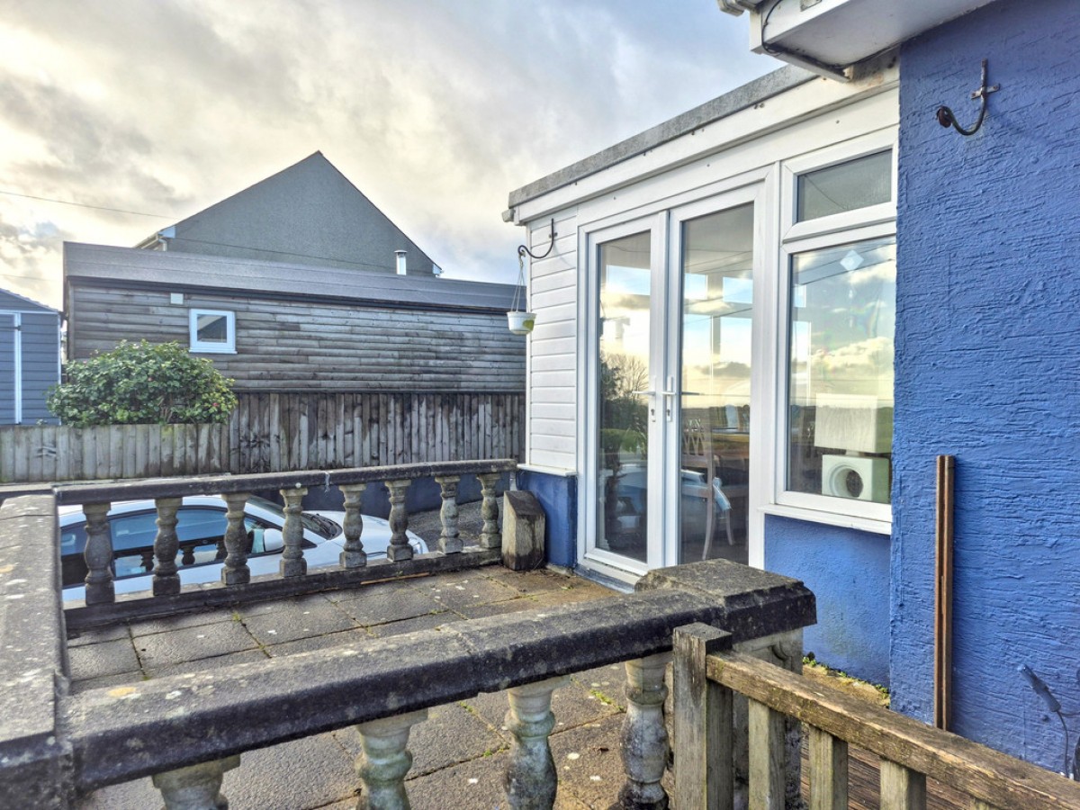 Lestraynes Lane, Rame