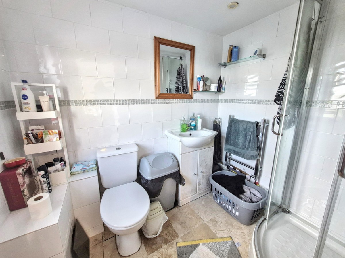 Lestraynes Lane, Rame