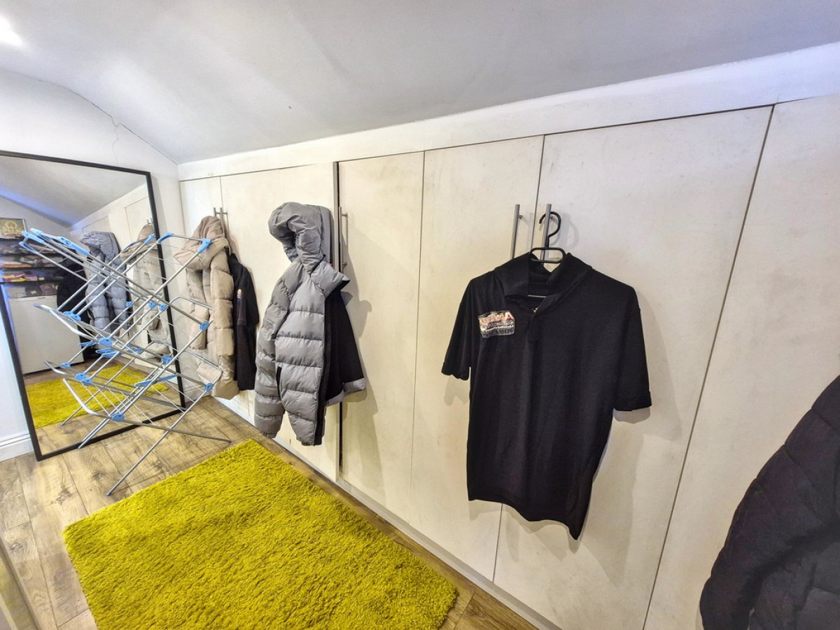 Lestraynes Lane, Rame