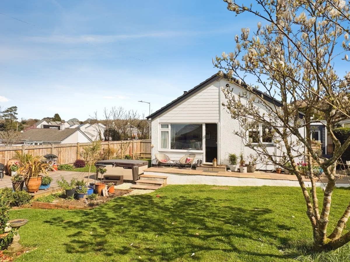 Quenchwell Road, Carnon Downs