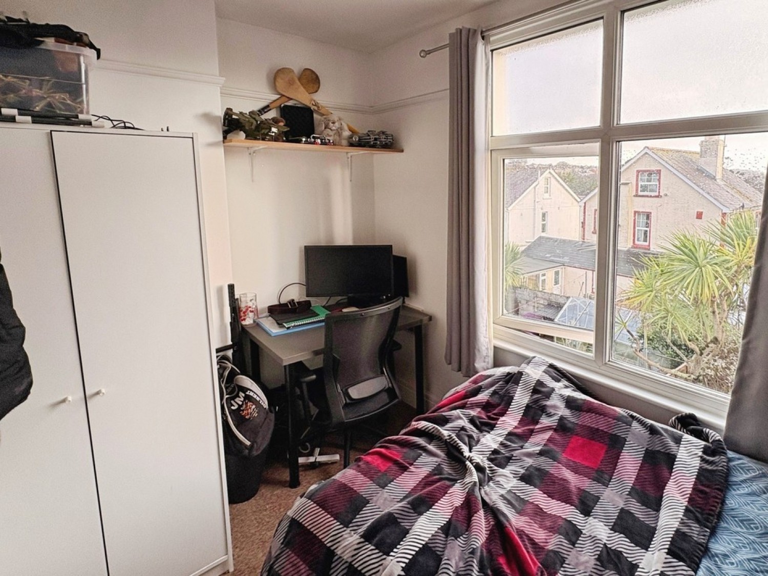 6 bedroom House in Tregenver Road, Falmouth