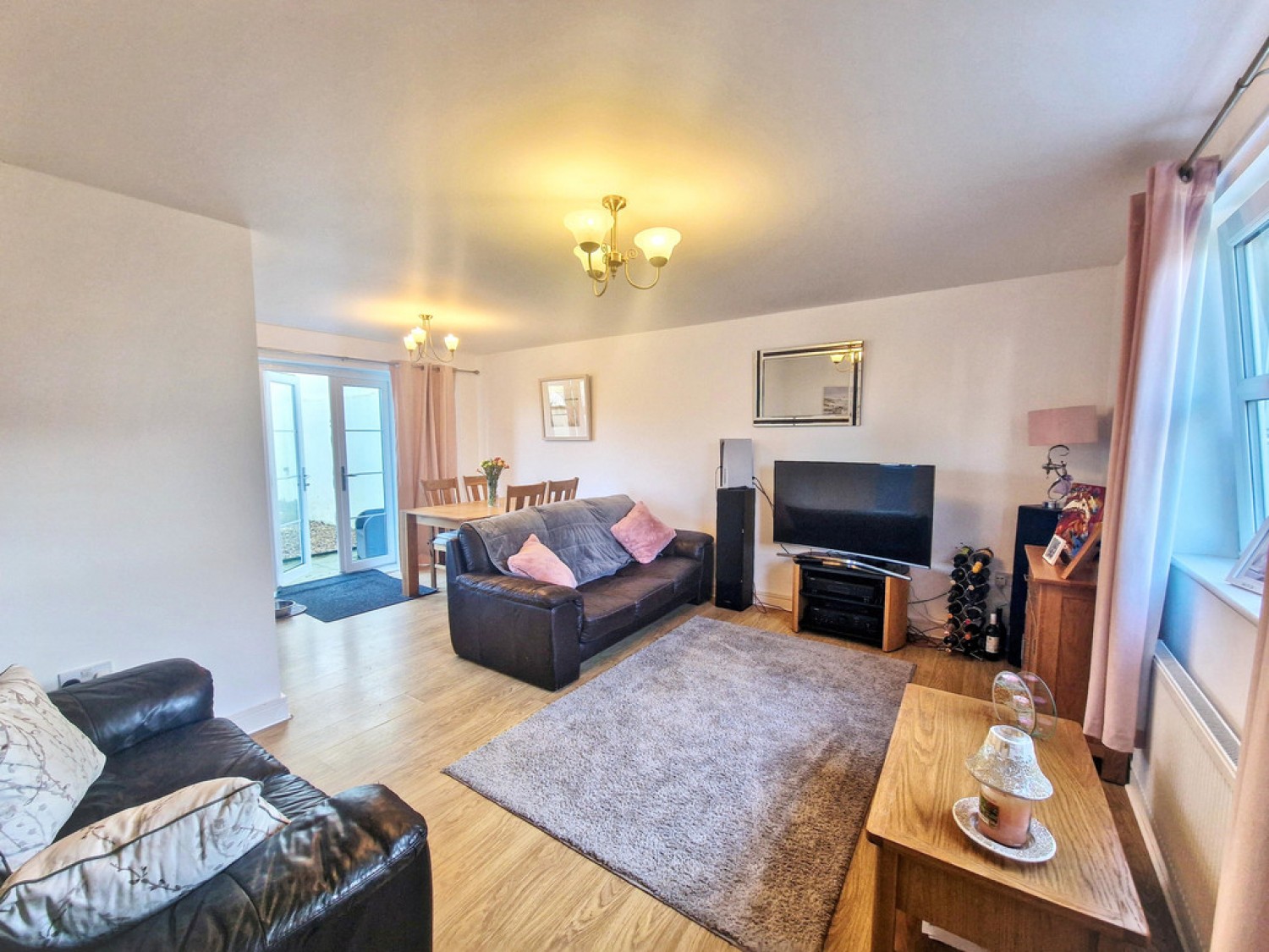 2 bedroom House in Swanpool