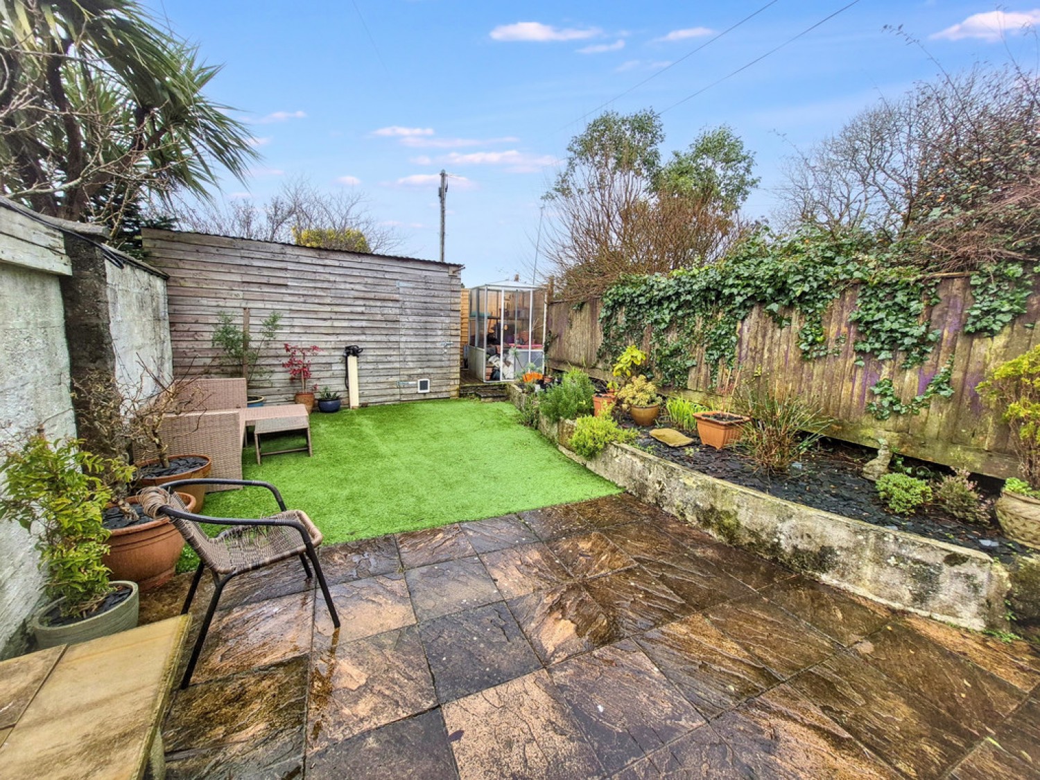 2 bedroom House in Dolcoath Road