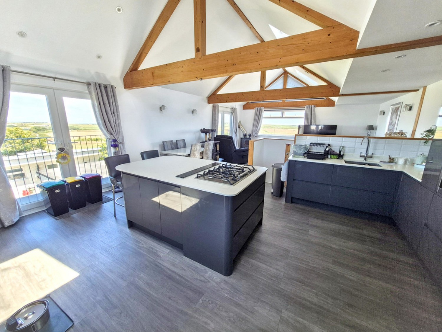 5 bedroom House for Sale Croft Mitchell