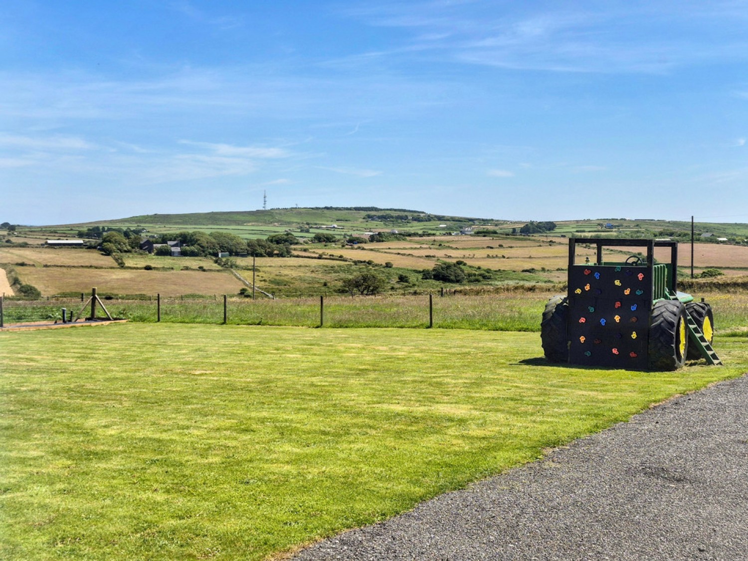 5 bedroom House for Sale Croft Mitchell