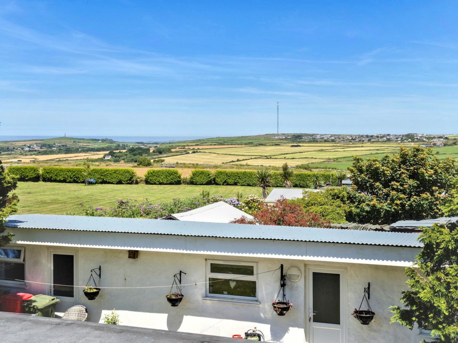 5 bedroom House for Sale Croft Mitchell