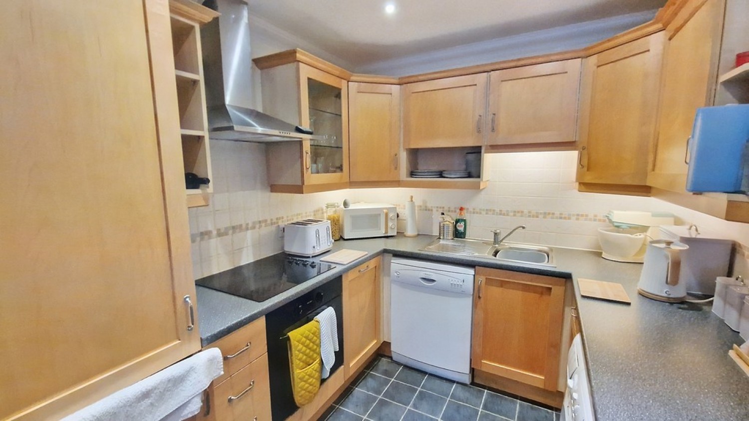 2 bedroom Flat for Sale The Walled Garden