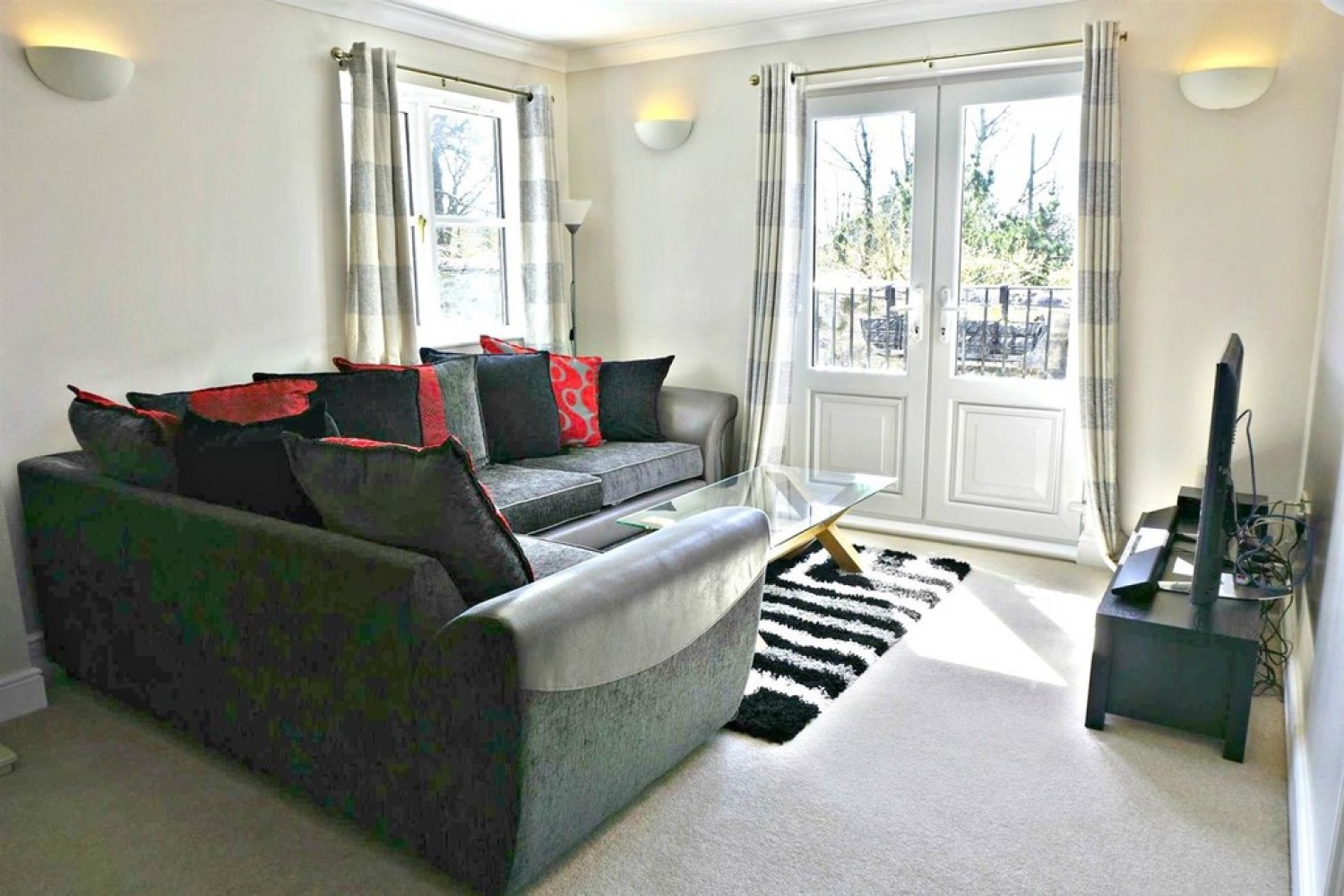2 bedroom Flat for Sale The Walled Garden