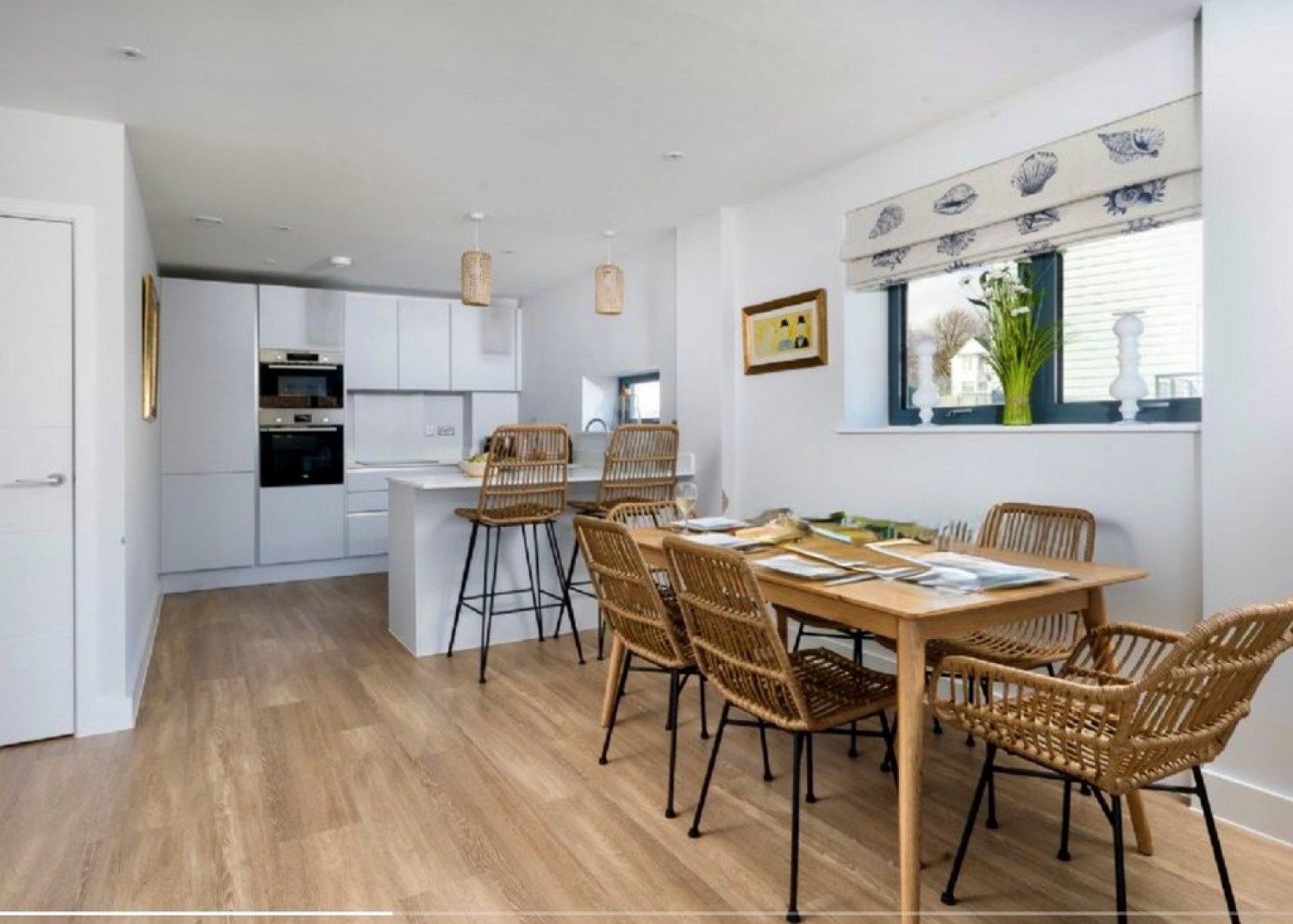 3 bedroom Flat for Letting Cliff Road , Falmouth