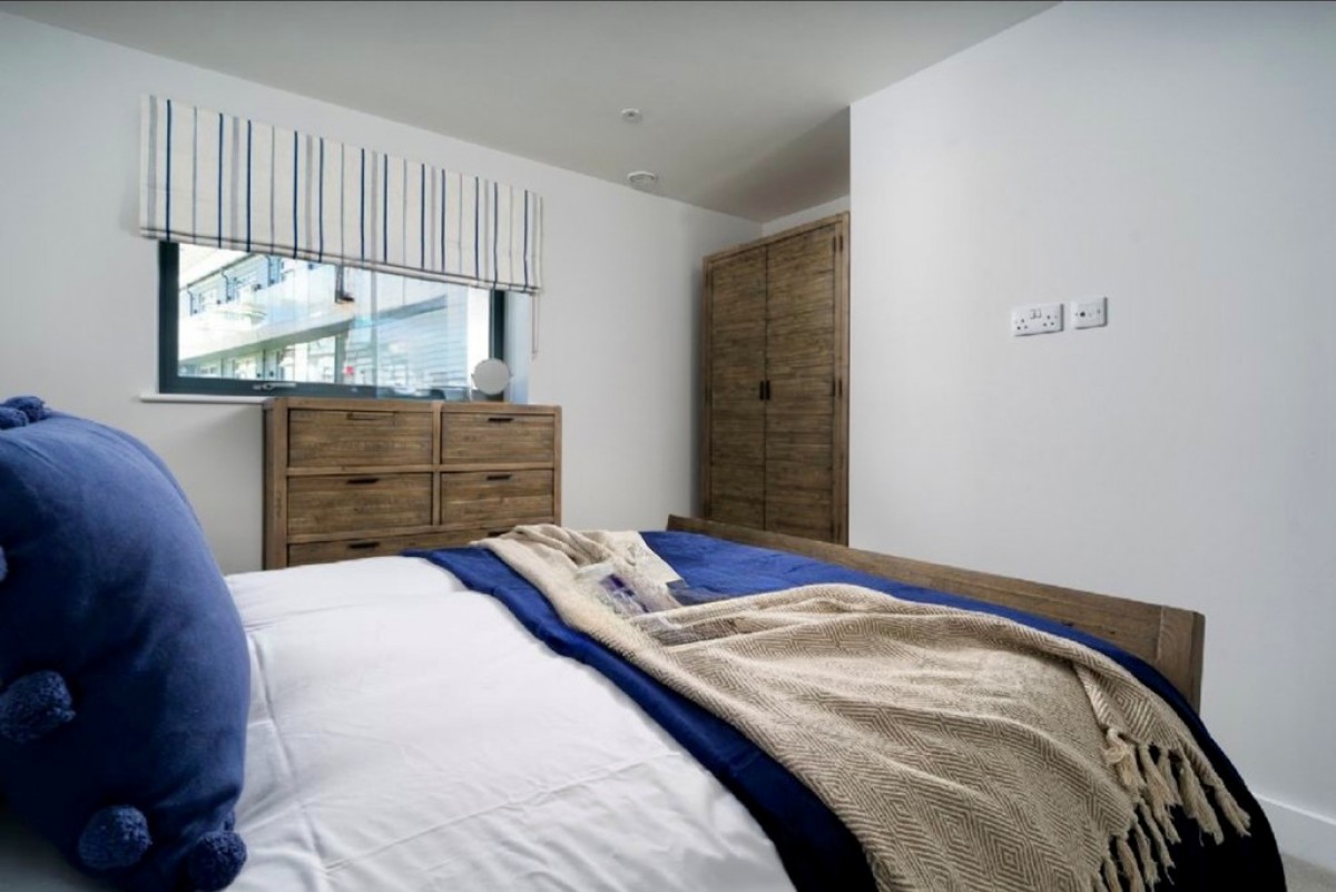 Cliff Road , Falmouth