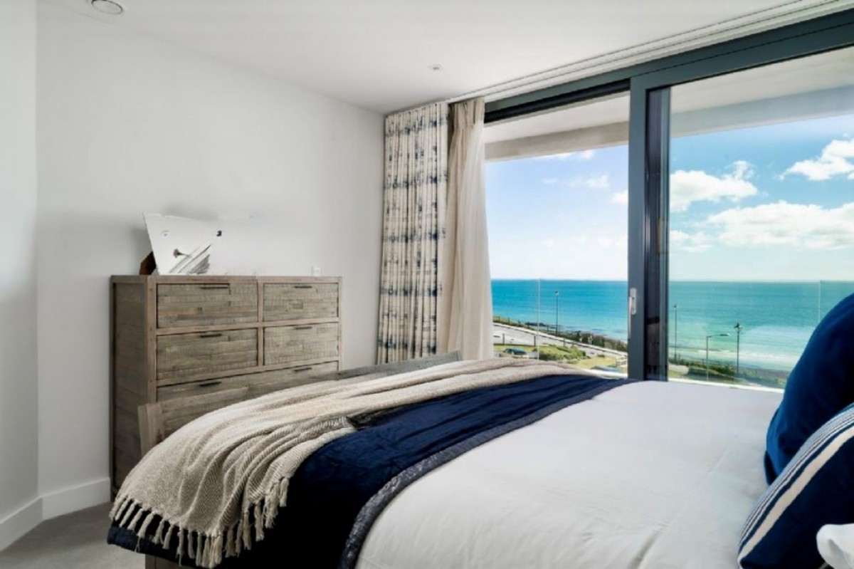 Cliff Road , Falmouth