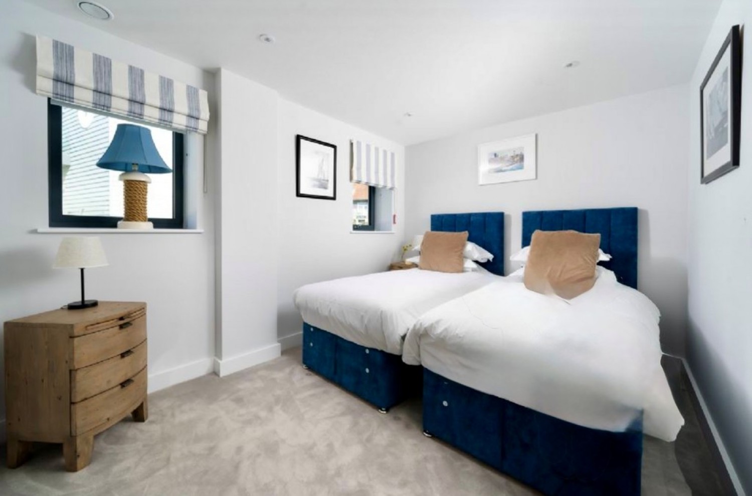 3 bedroom Flat for Letting Cliff Road , Falmouth