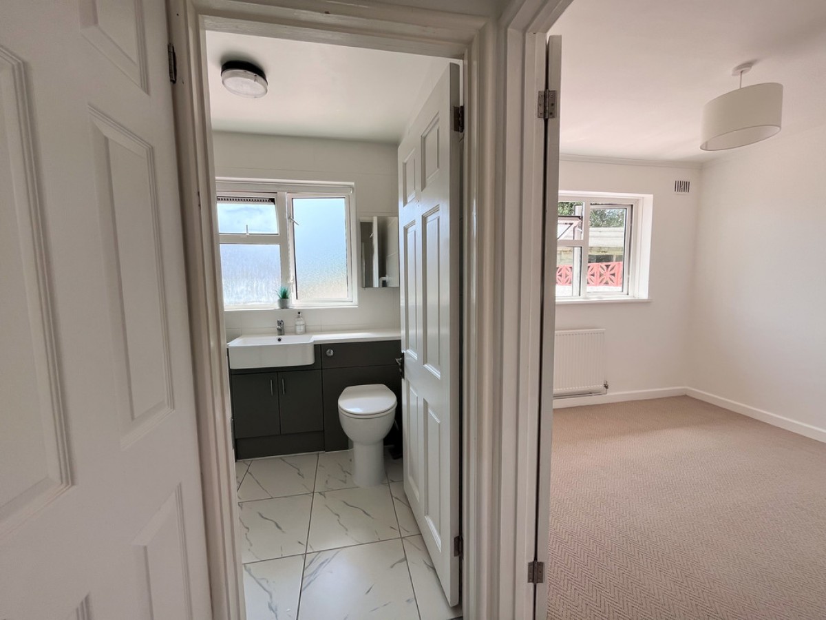 Saracen Way, Penryn