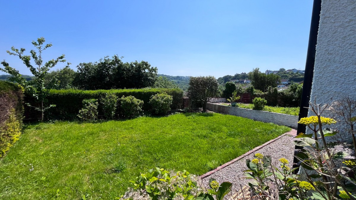 Saracen Way, Penryn