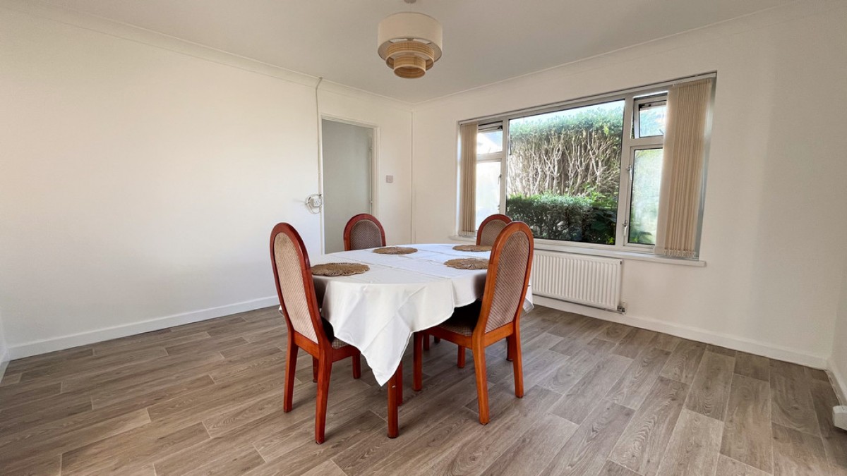 Saracen Way, Penryn